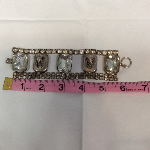 VINTAGE METAL SKULL ORANGE RHINESTONE BRACELET - Picture 11 of 12